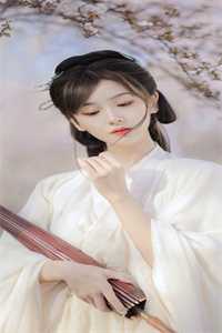 炮灰她天生反骨，不会抱大腿