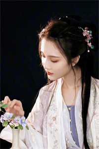 全集惊！师妹反骨，绑走宗门老祖