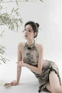 综艺：别人求生做任务，她躺平吃瓜