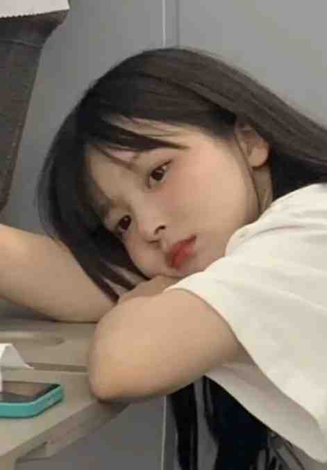 成婚多年，身残志坚的太子爷站起来了