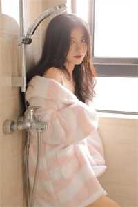 穿越八零，我开局打脸白莲花女主