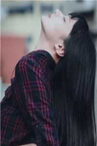 离婚后，夫人跟年下弟弟约会去了
