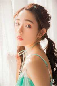 个贴心的婢女