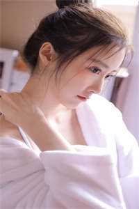 说女人突然崩溃大哭