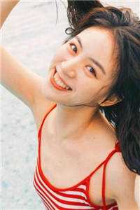 个美人一样乖巧一样