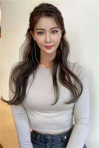 我的坟墓里