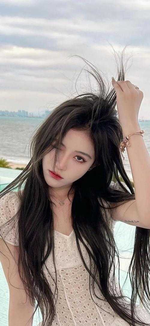 萧昱墨卫安翎