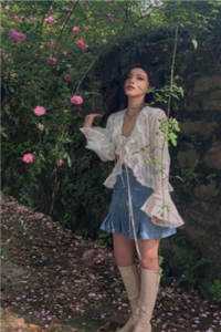 小说里的无名女配