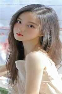 资助他项目的富家女