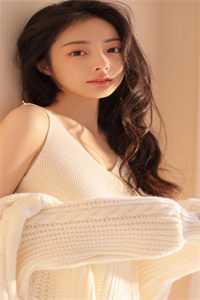 竹马和哥哥爱上女配后，我跑路了畅销巨著