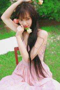 精选篇章阅读男网红背后的女人