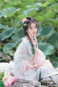 畅读精品小说女儿车祸那天，丈夫选择救白月光的儿子