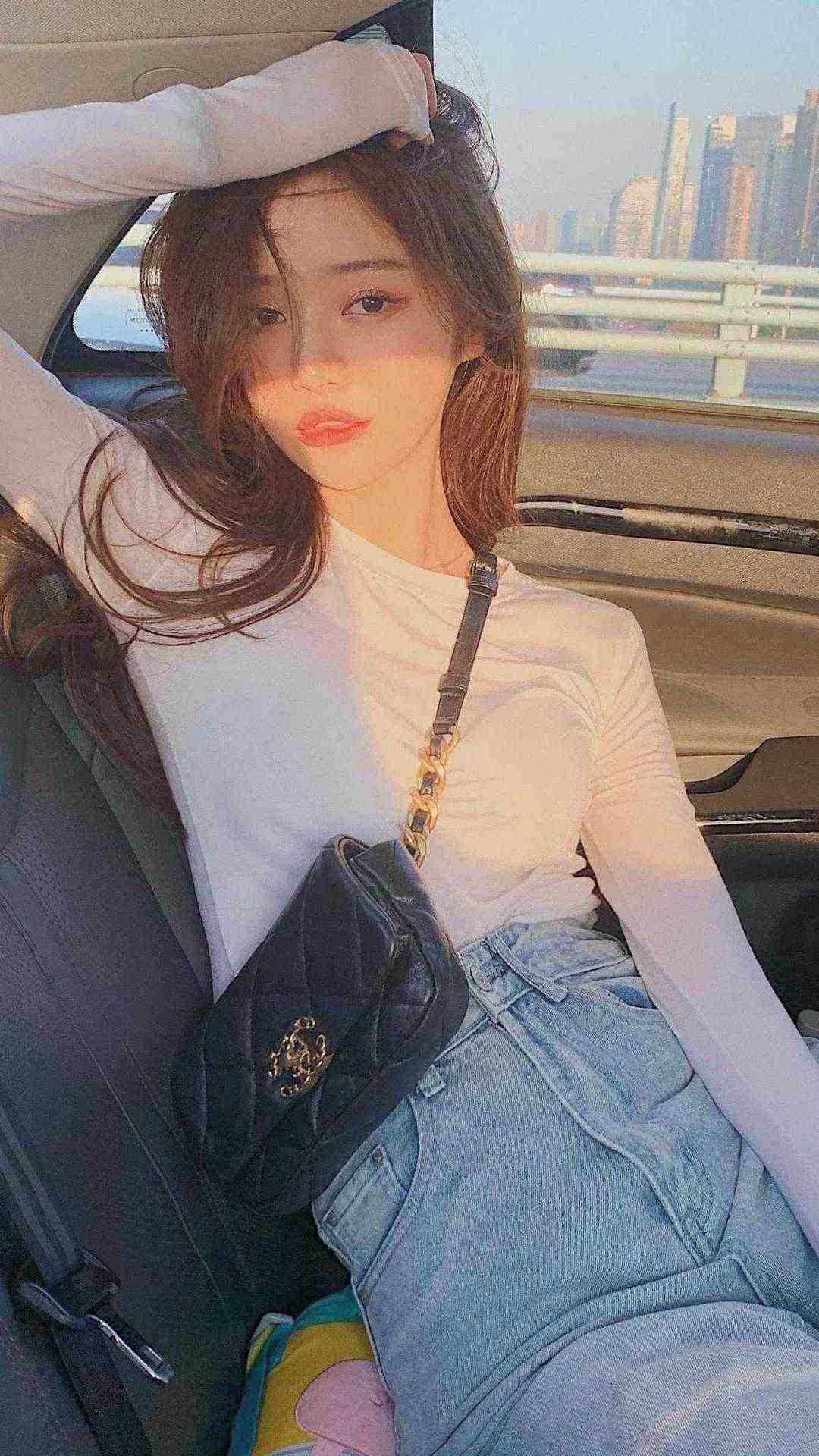 全章节阅读妻子在婚礼当天让白月光代替我后，公司破产了